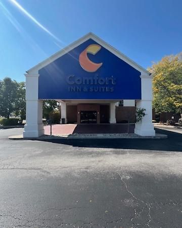 Comfort Inn & Suites Toledo Buitenkant foto