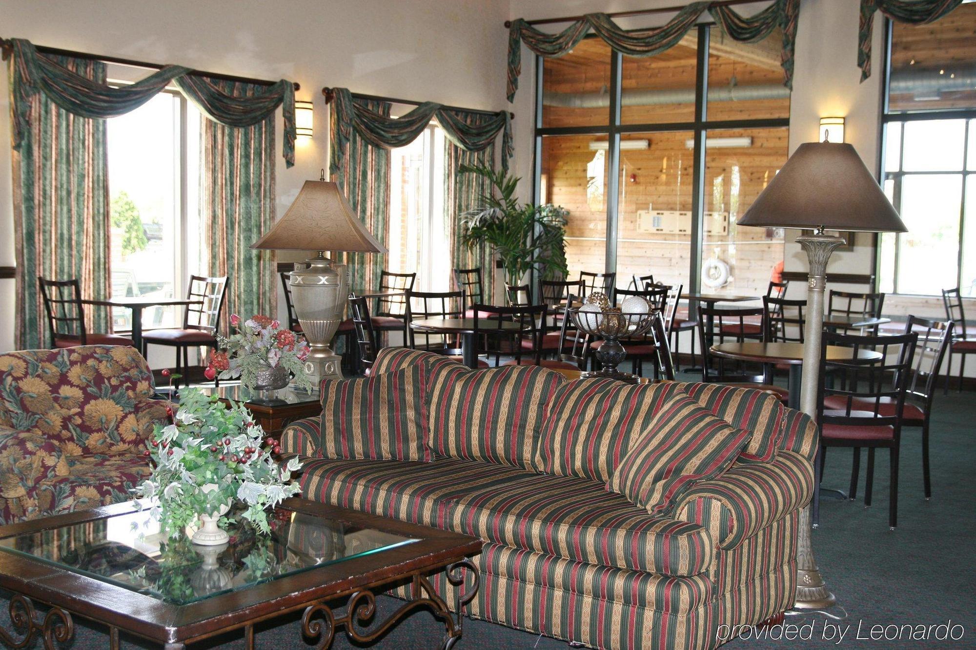 Comfort Inn & Suites Toledo Buitenkant foto