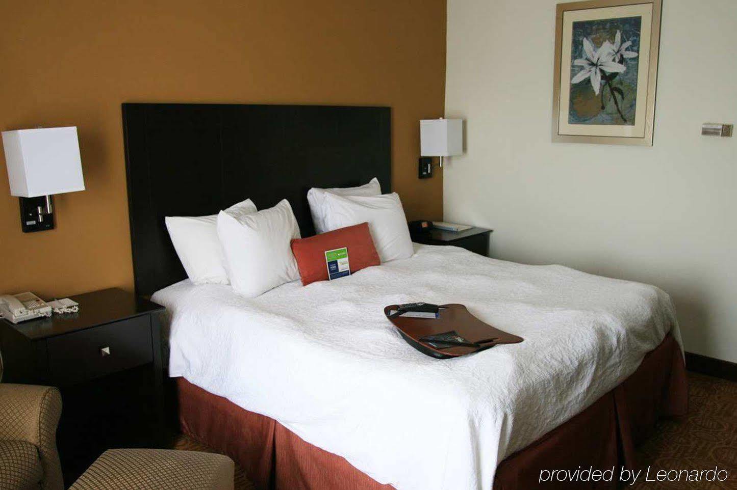 Comfort Inn & Suites Toledo Buitenkant foto